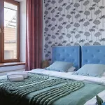 Glow - Nautilus, Morska Przystan Przy Plazy Danzica